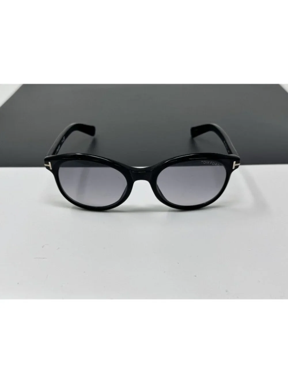Tom Ford Riley TF 298 / FT0298 51mm Black Sunglasses Scratches On Lenses